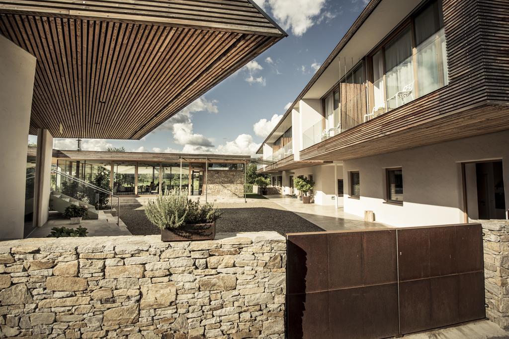Malat Weingut Und Hotel Furth bei Gottweig Esterno foto
