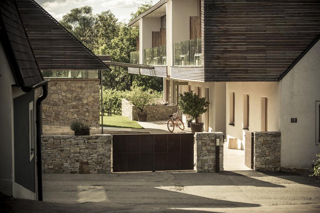 Malat Weingut Und Hotel Furth bei Gottweig Esterno foto